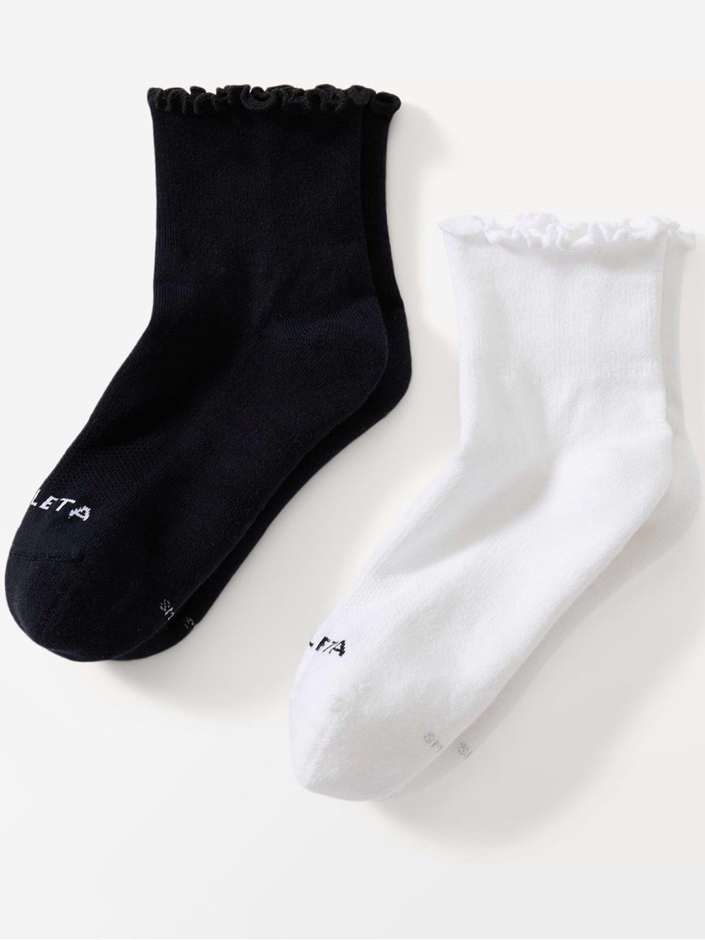 NWT Athleta Ruffle Everyday Quarter Crew Sock - 2 Pack